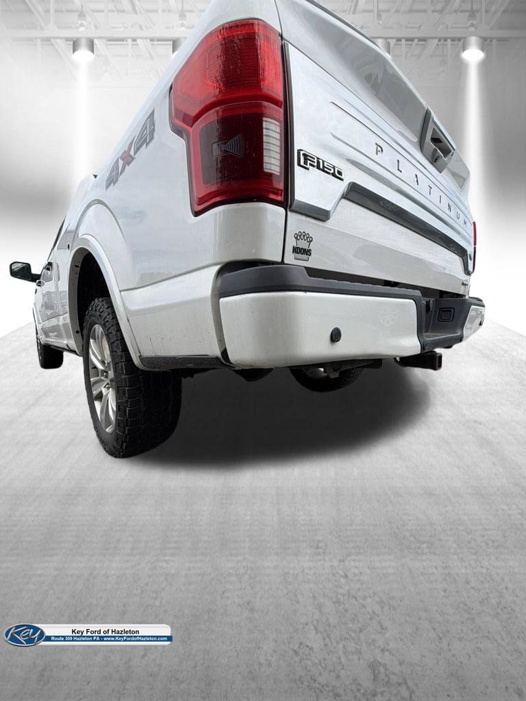 Used 2022 Ford F350 Lariat w/ Tremor Off-Road Package AWD/4WD image 25