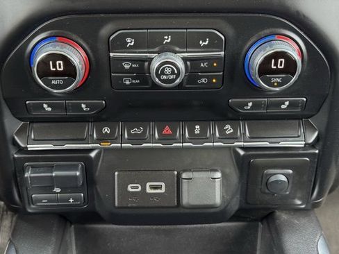 Used 2021 Chevrolet Silverado 1500 RST AWD/4WD image 19