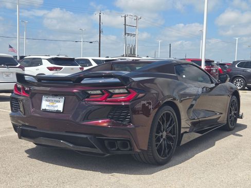 Used 2023 Chevrolet Corvette Stingray Premium Conv w/ Z51 Performance Package RWD image 3