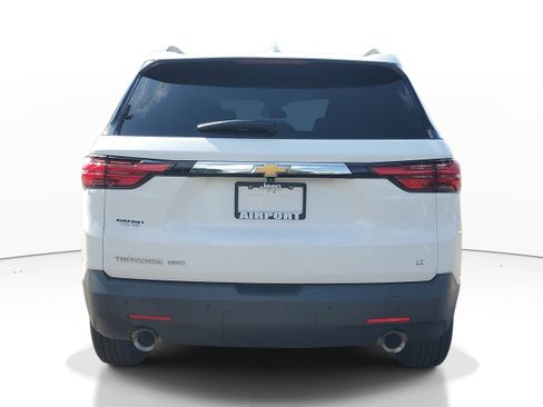Used 2023 Chevrolet Traverse LT AWD/4WD image 6