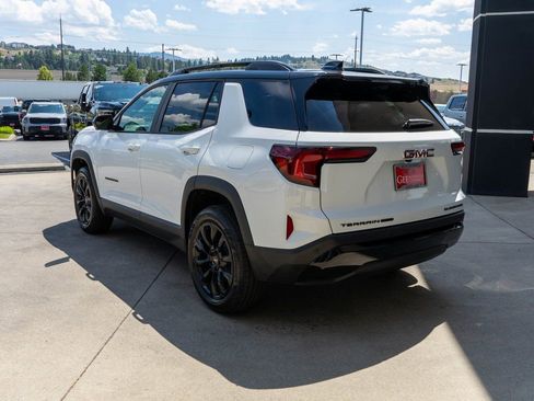 New 2026 GMC Terrain Elevation w/ Elevation Premium Package AWD/4WD image 5