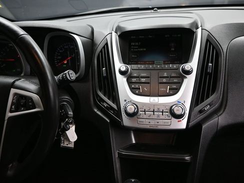 Used 2017 Chevrolet Equinox LT w/ Convenience Package image 29