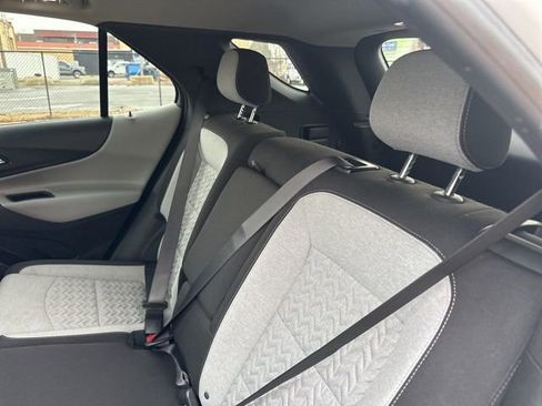 Used 2022 Chevrolet Equinox LT image 15