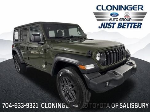 Used 2024 Jeep Wrangler Unlimited Sport AWD/4WD image 1