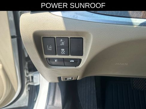 Used 2018 Acura TLX FWD image 12