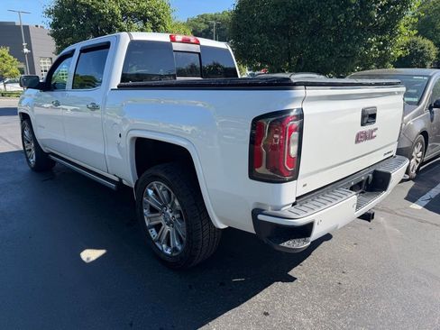 Used 2018 GMC Sierra 1500 Denali w/ Denali Ultimate Package AWD/4WD image 2