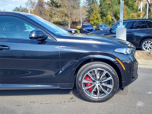 New 2026 BMW X6 xDrive40i w/ Climate Comfort Package image 9