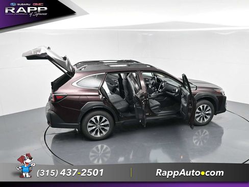Used 2025 Subaru Outback Limited AWD/4WD image 28
