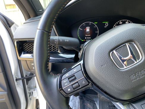 Used 2025 Honda CR-V Sport Touring image 32