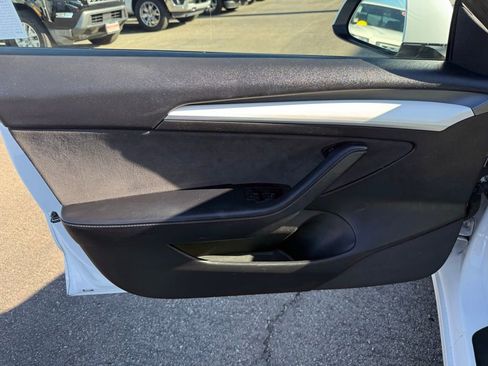 Used 2022 Tesla Model 3 Long Range image 19