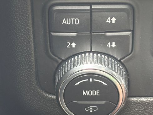 Used 2023 GMC Yukon XL Denali w/ Max Trailering Package image 33