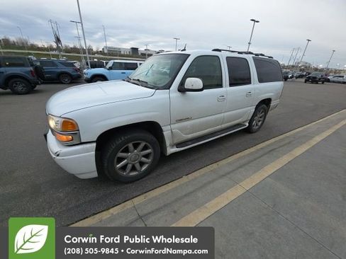 Used 2005 GMC Yukon XL Denali image 21