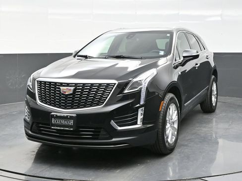Certified 2025 Cadillac XT5 Luxury w/ LPO, Floor Liner Package AWD/4WD image 2