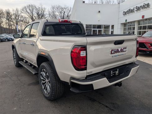 New 2026 GMC Canyon Denali image 6