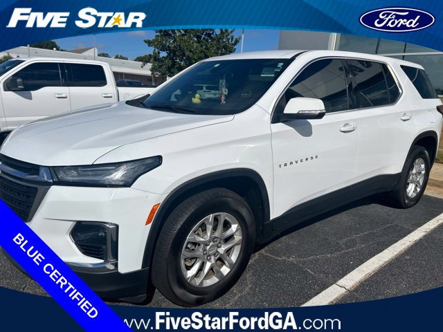 Used 2023 Chevrolet Traverse LS w/ Safety Package FWD image 5