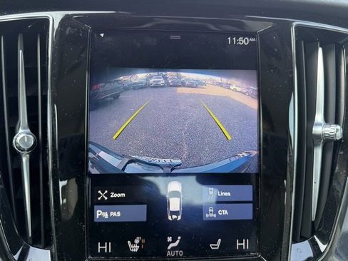 Used 2020 Volvo S60 T6 Momentum w/ Protection Package image 19