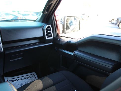 Used 2019 Ford F150 XLT w/ Equipment Group 302A Luxury image 11