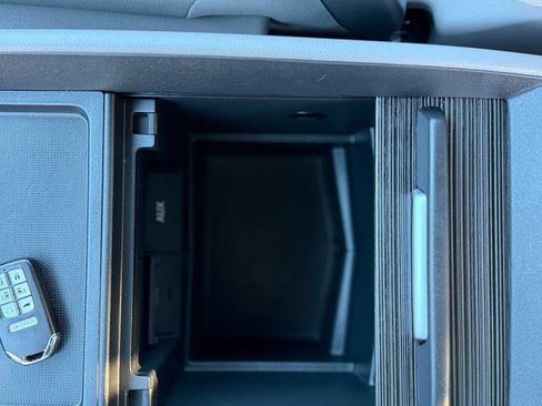 Used 2018 Honda Odyssey Touring image 28