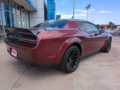 Used 2019 Dodge Challenger R/T Scat Pack RWD image 5