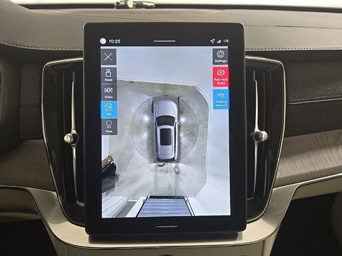 Used 2026 Volvo XC90 B6 Ultra image 20