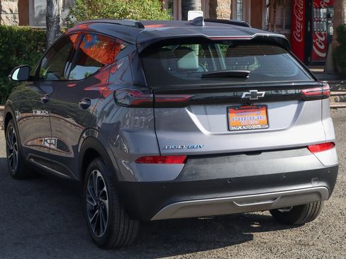 Used 2022 Chevrolet Bolt EUV Premier image 6