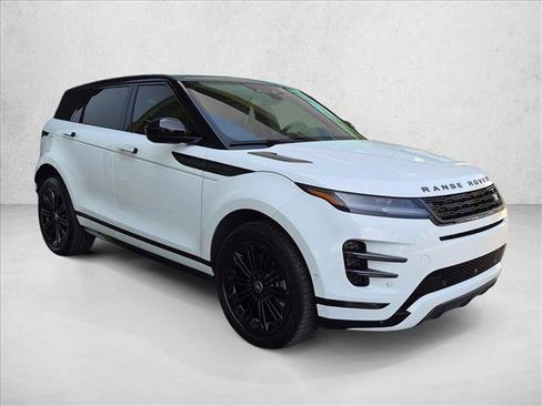 Used 2026 Land Rover Range Rover Evoque Dynamic SE AWD/4WD image 3