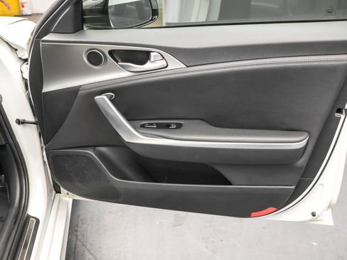 Used 2020 Kia Stinger GT image 34