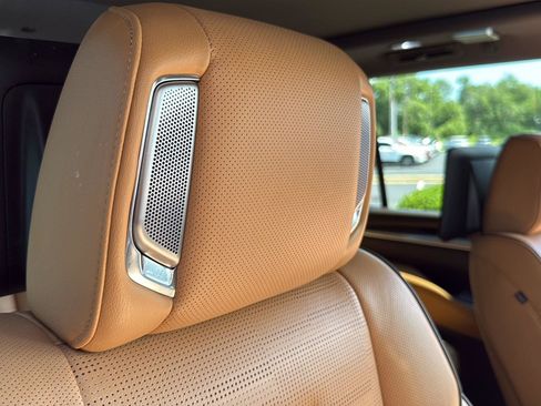 Used 2026 Cadillac Escalade Luxury w/ Touring Package AWD/4WD image 30