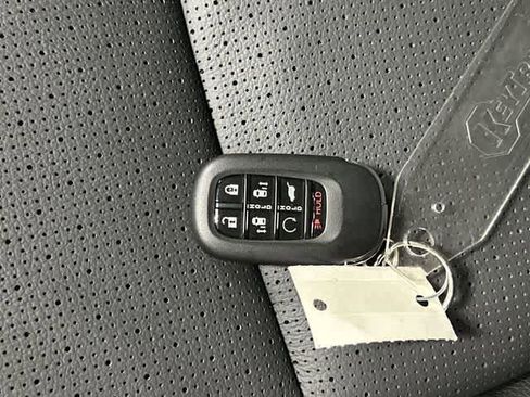 New 2026 Honda Odyssey Elite image 33