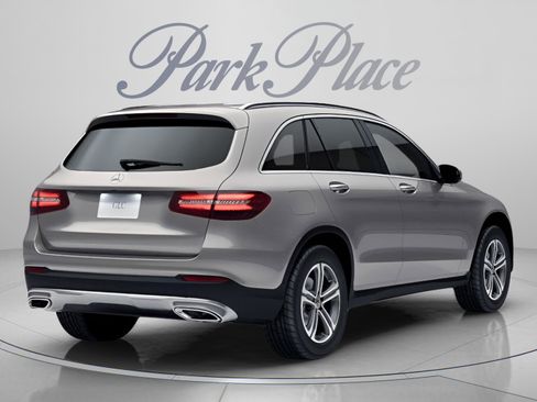 Certified 2019 Mercedes-Benz GLC 300 4MATIC image 19