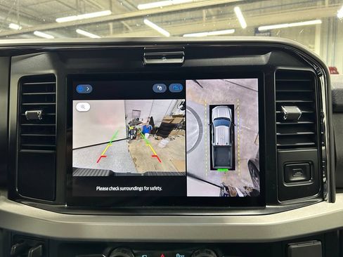 New 2026 Ford F350 XLT w/ XLT Premium Package AWD/4WD image 21
