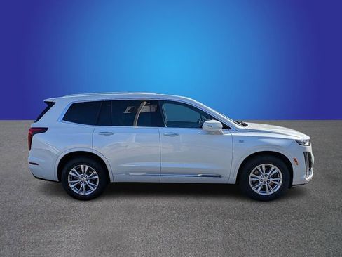 Used 2024 Cadillac XT6 Luxury FWD image 6