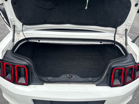 Used 2013 Ford Mustang Premium RWD image 12
