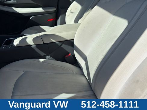 Used 2025 Hyundai Sonata SEL FWD image 12