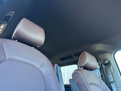 New 2025 Volkswagen ID. Buzz Pro S image 17