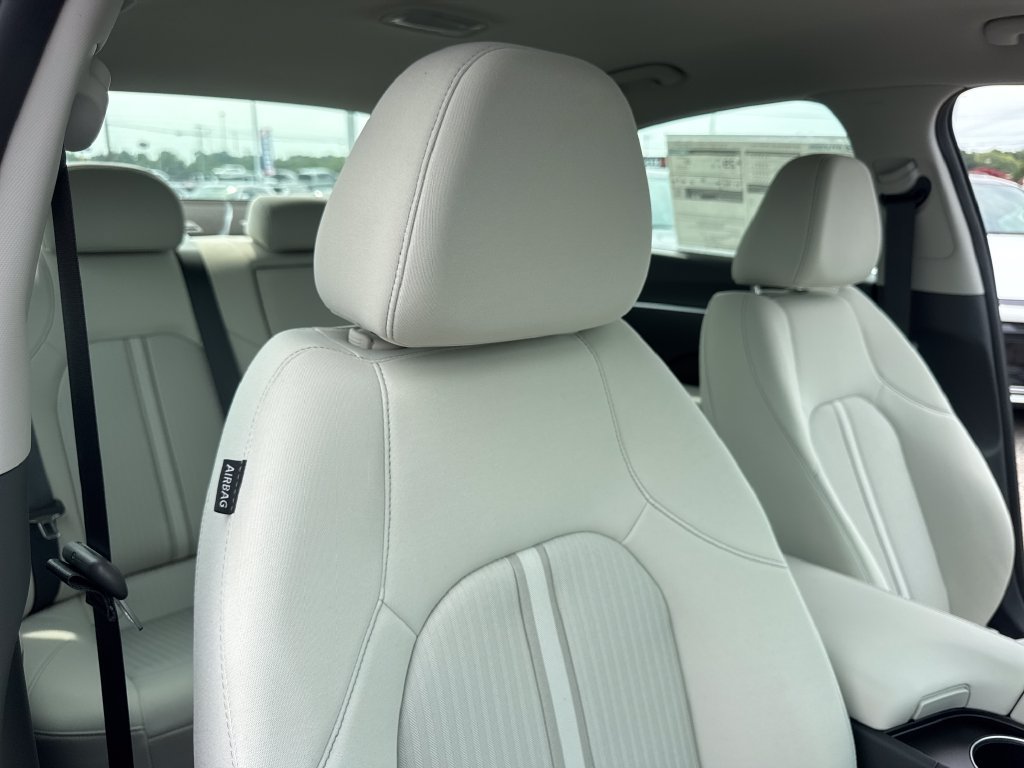 New 2026 Hyundai Sonata SEL FWD image 22