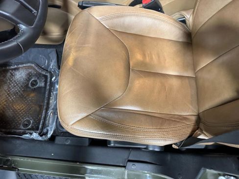 Used 2015 Jeep Wrangler Unlimited Sahara w/ Connectivity Group image 25