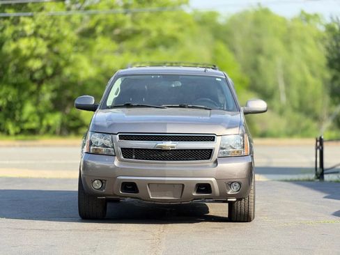 Used 2011 Chevrolet Tahoe LT AWD/4WD image 5