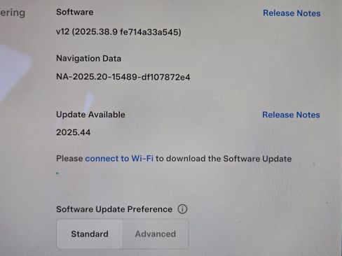 Used 2023 Tesla Model S Standard Range image 14