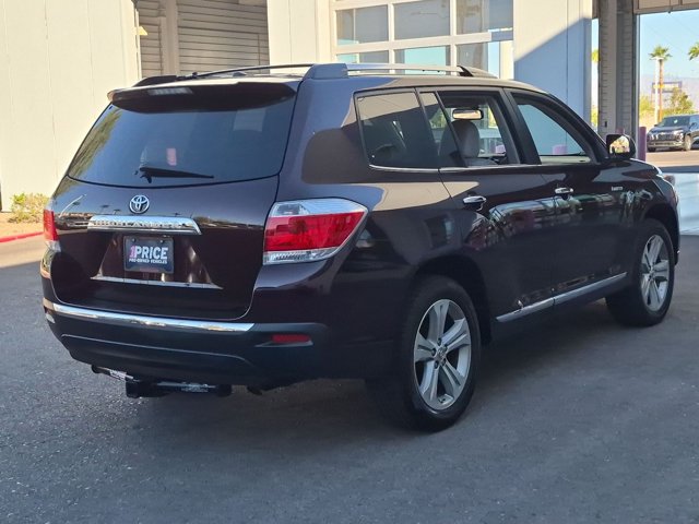 Used 2012 Toyota Highlander Limited w/ Tow Pkg FWD image 5