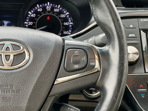 Used 2016 Toyota Avalon Touring image 23