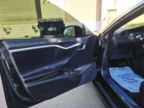 Used 2018 Tesla Model S 75D image 10