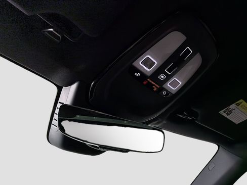 New 2026 Volvo XC90 B5 Core w/ Protection Package Premier AWD/4WD image 19