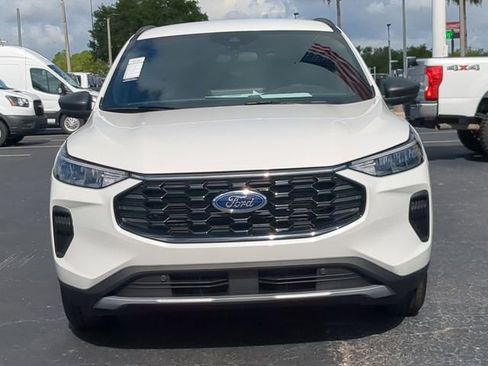 Used 2025 Ford Escape ST-Line w/ Equipment Group 301A image 3