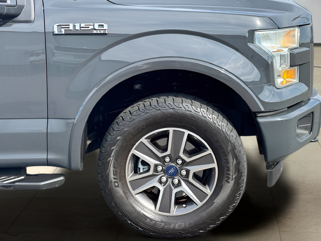 Used 2017 Ford F150 XLT w/ Equipment Group 301A Mid AWD/4WD image 38