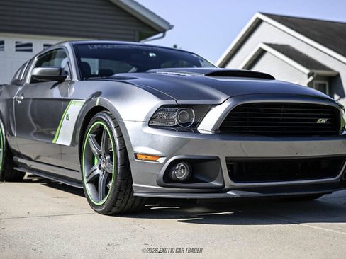 Used 2014 Ford Mustang GT Premium w/ GT Track Package RWD image 12