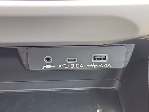 New 2025 Subaru Crosstrek 2.5i Limited image 11