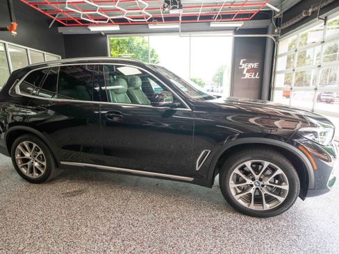 Used 2023 BMW X5 xDrive40i w/ Premium Package AWD/4WD image 5