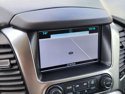 Used 2019 Chevrolet Tahoe LT image 18