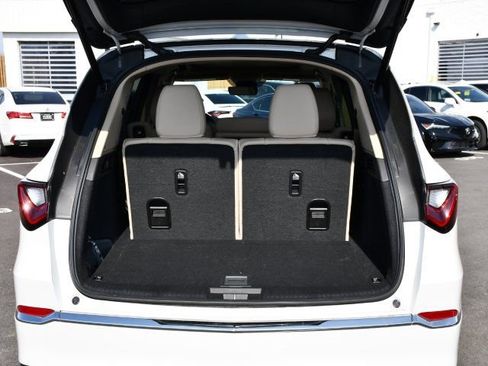 Used 2026 Acura MDX SH-AWD image 28